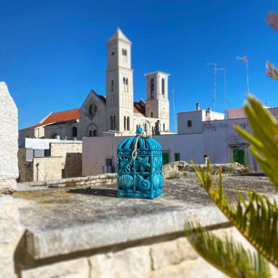 Palazzo Morola XIV Century Apartment Giovinazzo Luaran gambar