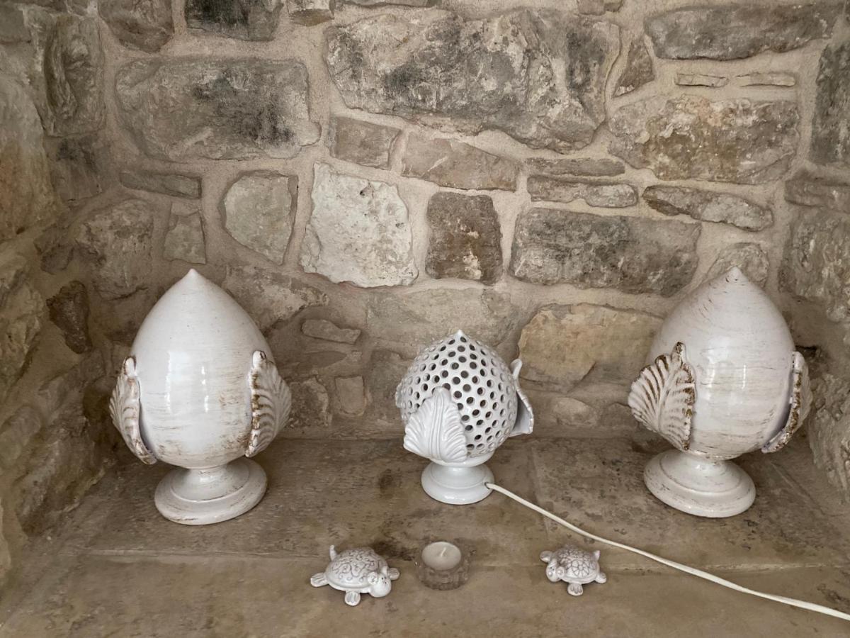 Palazzo Morola XIV Century Apartment Giovinazzo Luaran gambar