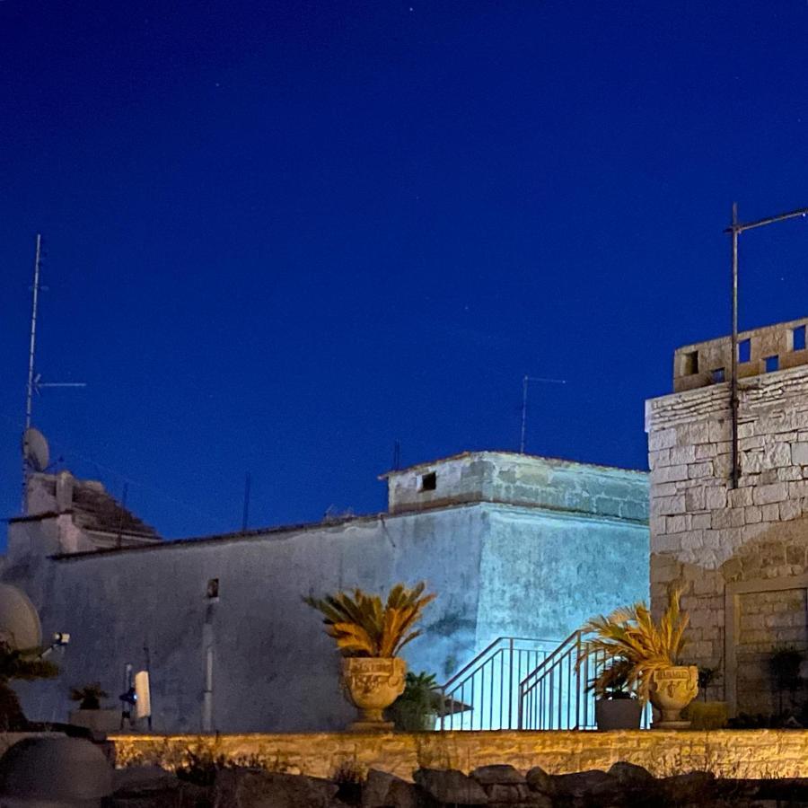 Palazzo Morola XIV Century Apartment Giovinazzo Luaran gambar