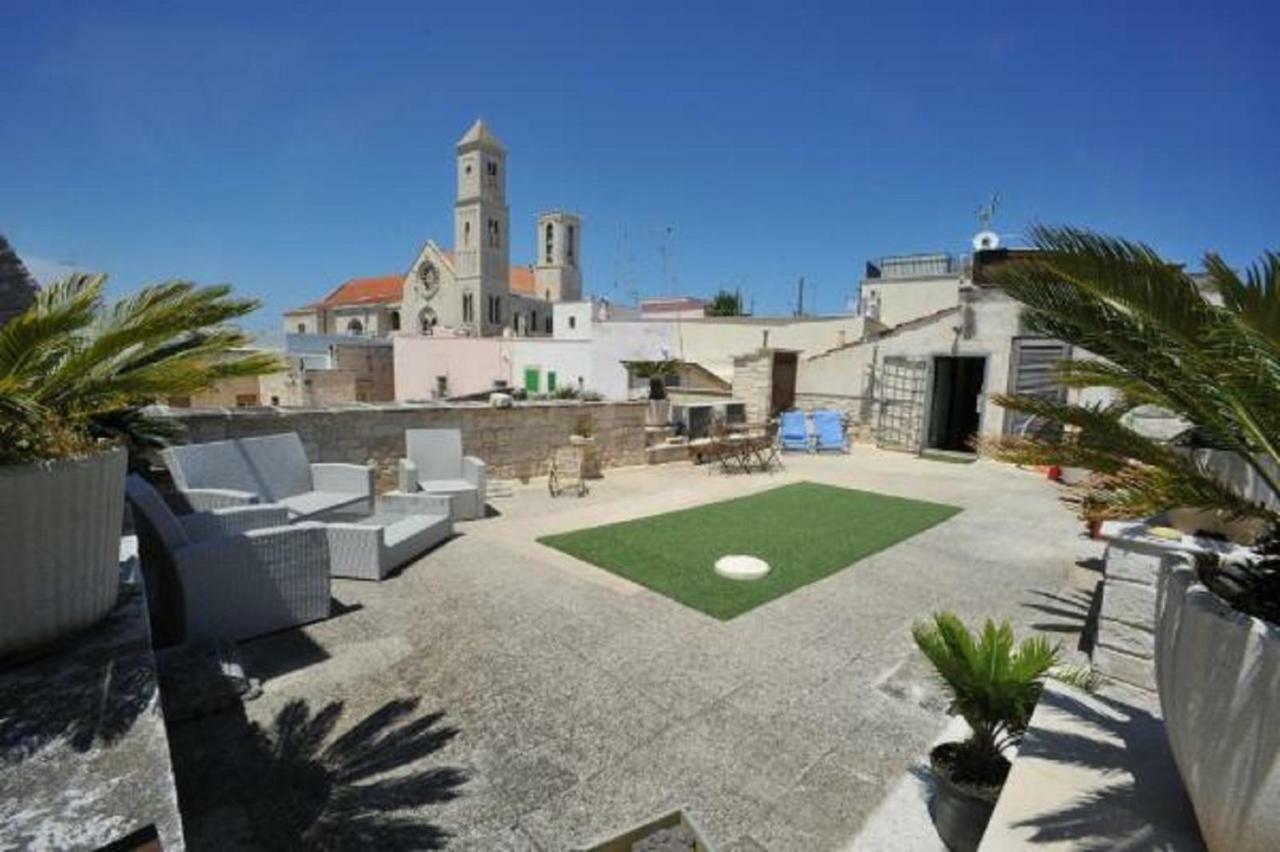 Palazzo Morola XIV Century Apartment Giovinazzo Luaran gambar